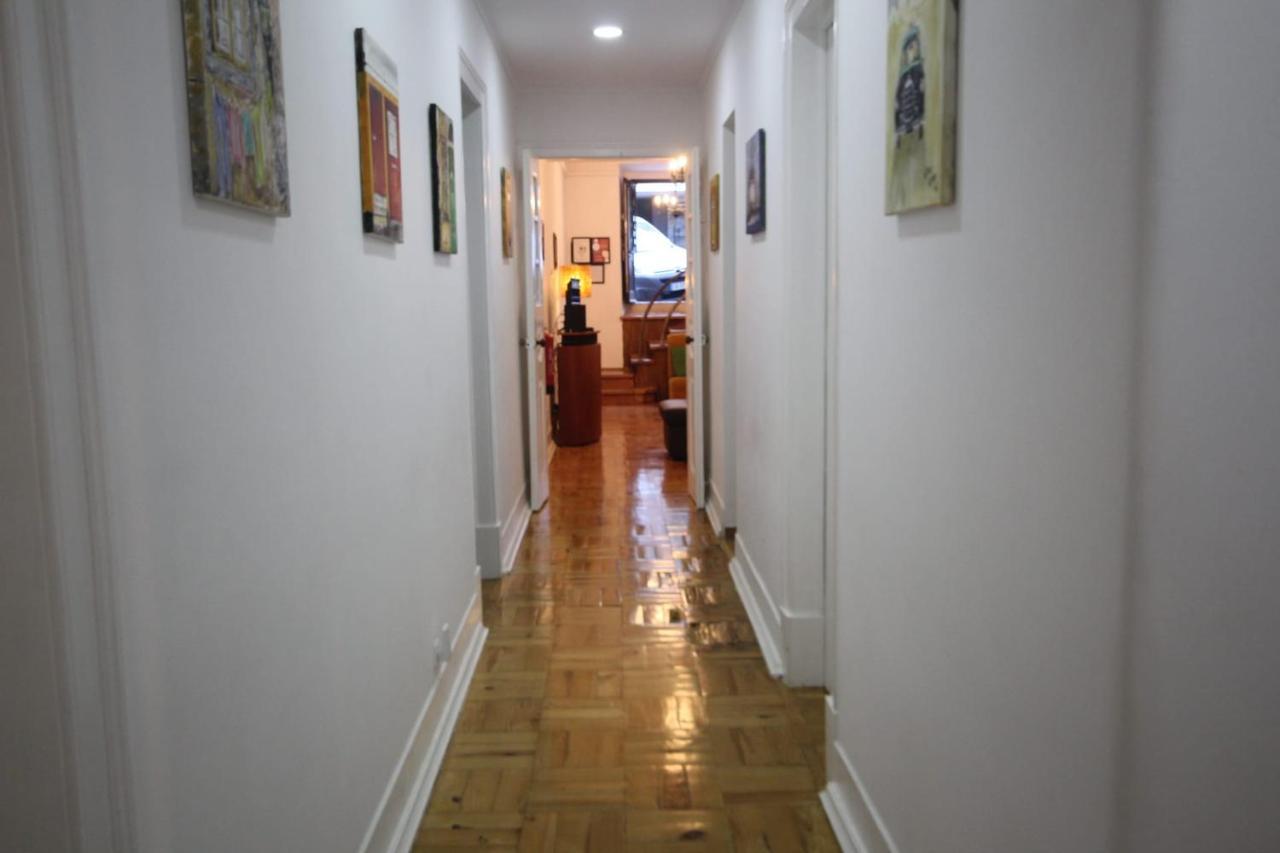 Pensión Bordeaux M1 R3 - & Comfortable Double With Private Patio & Shared Bathroom